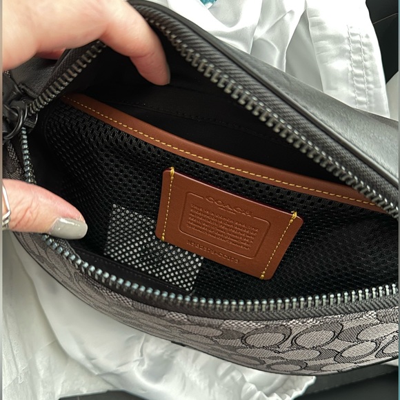 Coach Warren Belt Bag - Picture 3 of 5